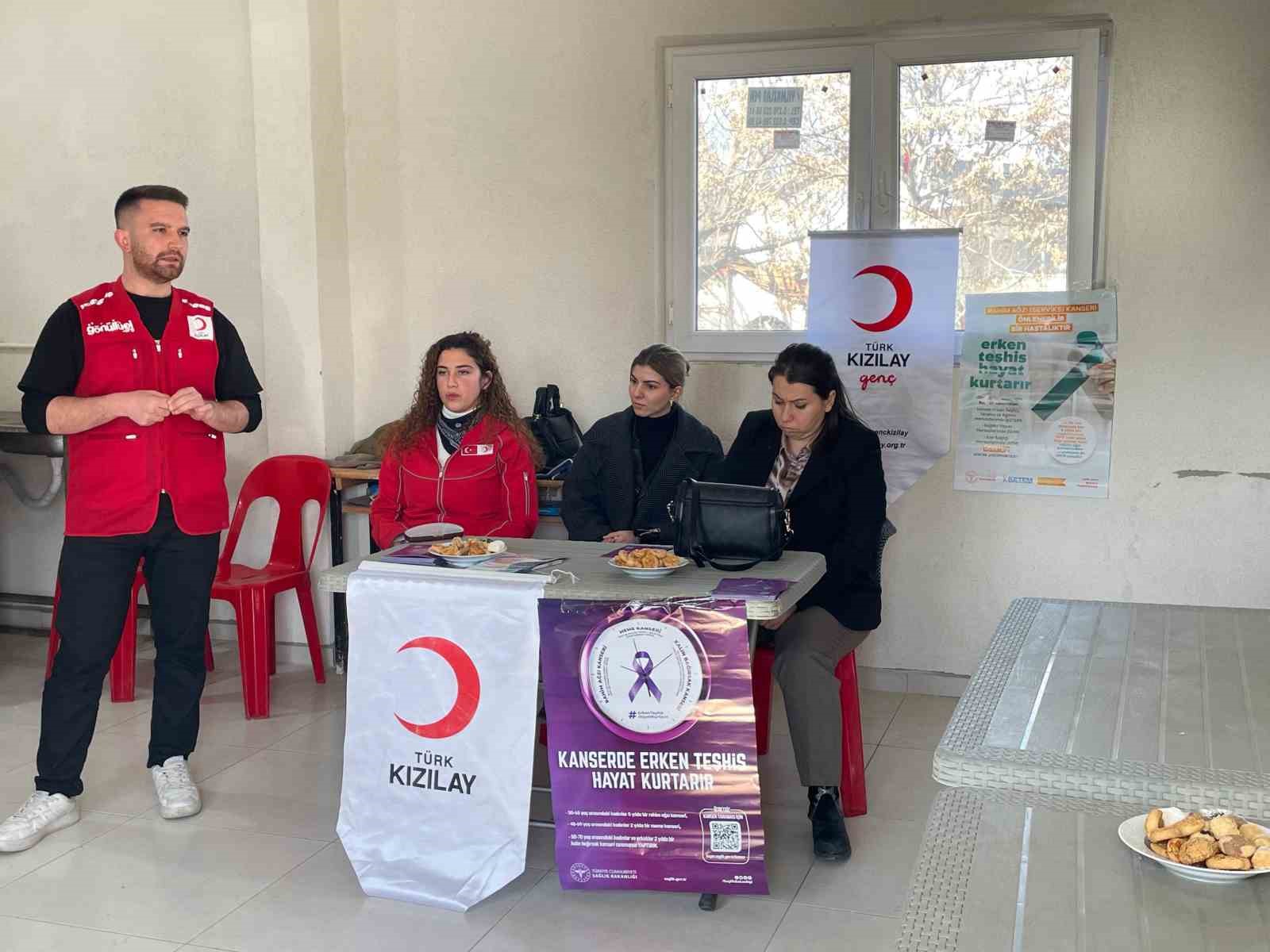 Uşak’ta hijyen eğitimi ve meme kanseri hakkında bilgilendirme yapıldı