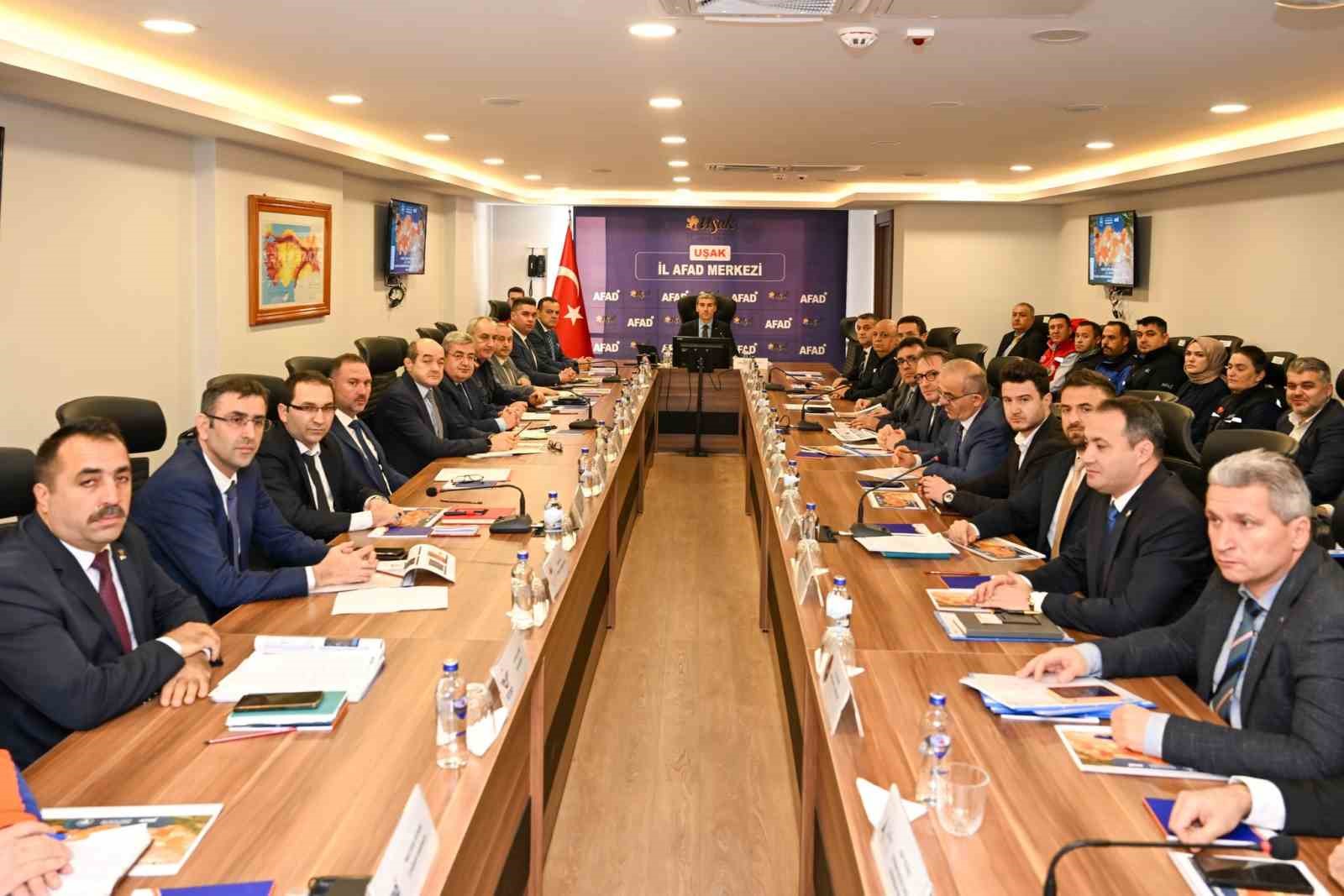 Uşak&rsquo;ta Afet Risk Azaltma İzleme Planı ve Değerlendirme Komisyonu toplantısı
