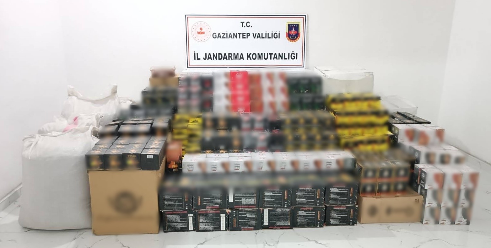 Gaziantep’te 800 bin TL değerinde kaçak malzeme ele geçirildi