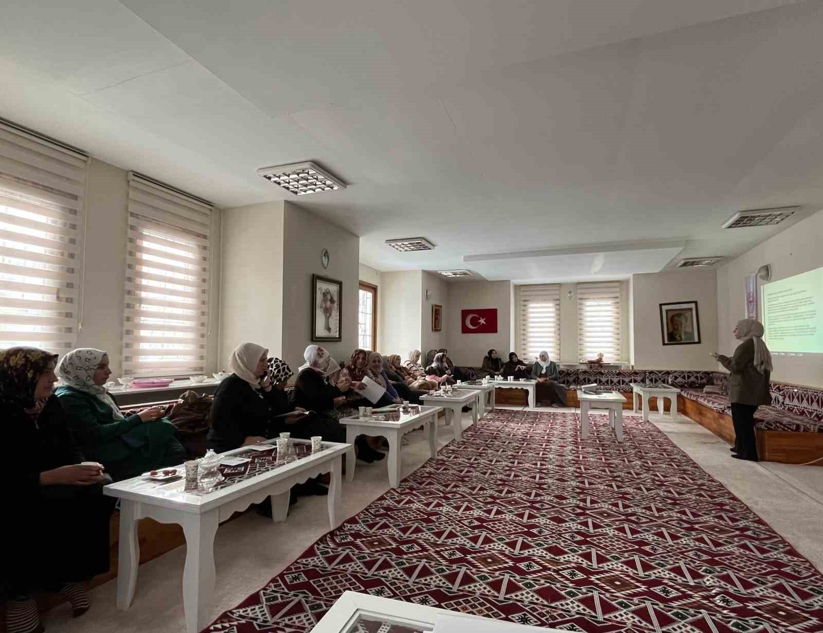 Bulanık&rsquo;ta &ldquo;Serviks Kanseri Farkındalık Ayı&rdquo; etkinliği
