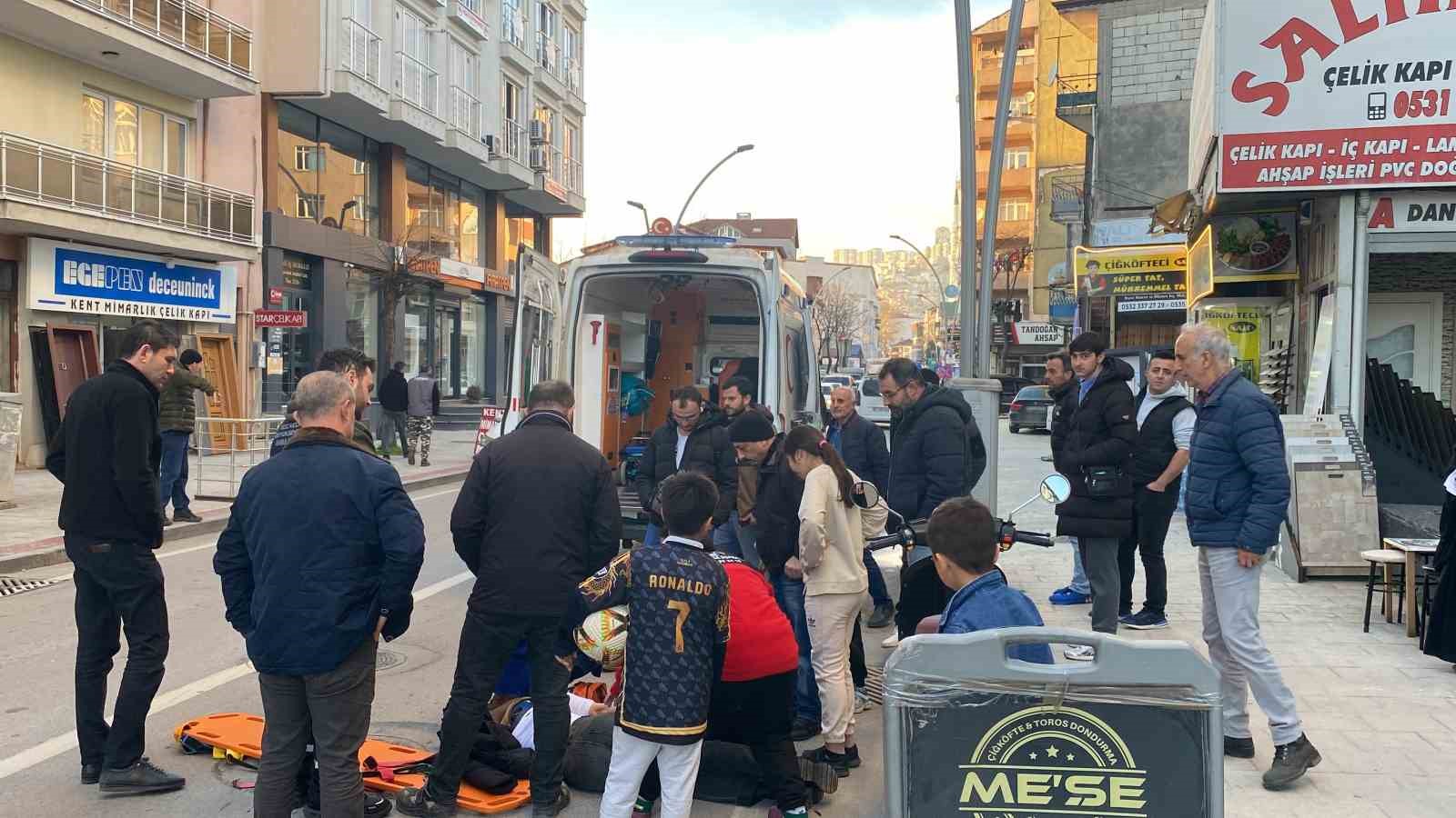 Yaralıya ilk müdahaleyi yoldan geçen hasta nakil ambulansı ekipleri yaptı
