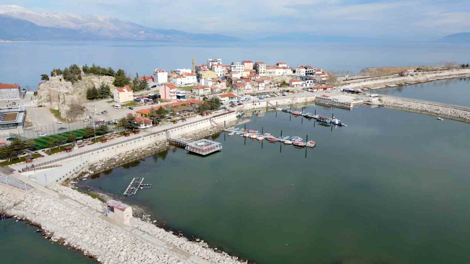 Bakan Kurum paylaştı: Eğirdir G&ouml;l&uuml; eylem planı tamamlanıyor 