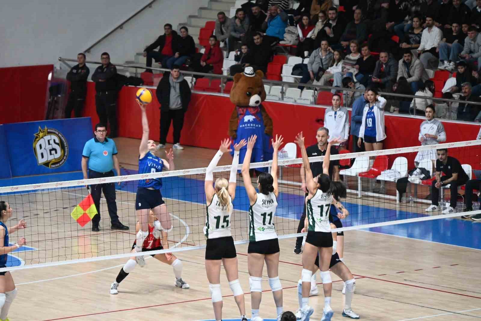 TVF Kadınlar KFC 1. Lig: Bozüyük Belediyesi Eğitim Spor: 3  Bodrum Belediyesi:0