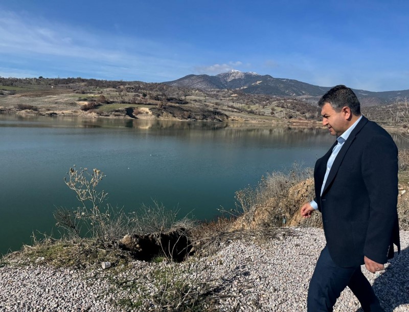 Başkan Akel, Muhipler Göleti’nde incelemelerde bulundu