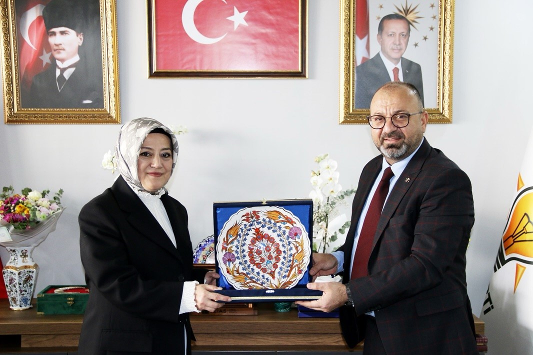 Kütahya OSB yönetiminden Başkan Ceyda Çetin Erenler’e tebrik ziyareti