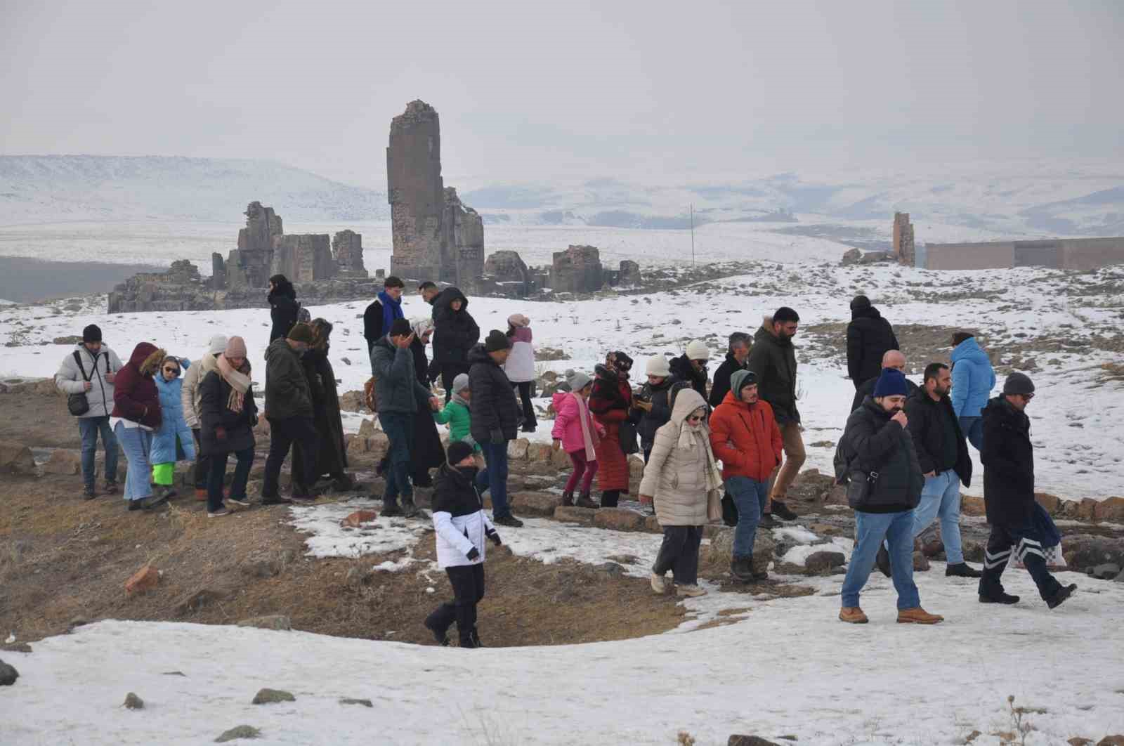 Kars’ta Ani Ören Yeri ziyaretçi akınına uğruyor
