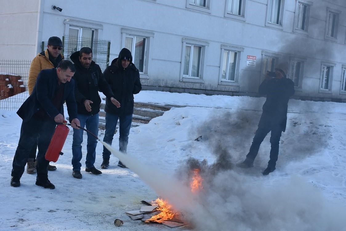 &Ouml;nce eğitim sonra tatbikat
