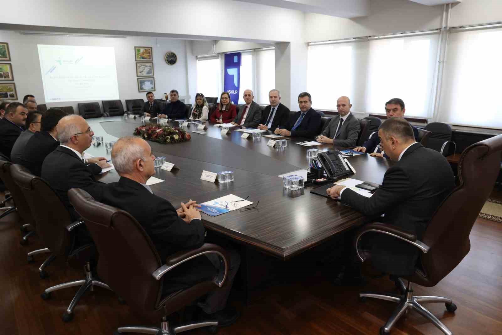 İl istihdam ve mesleki eğitim kurulu toplantısı ger&ccedil;ekleştirildi
