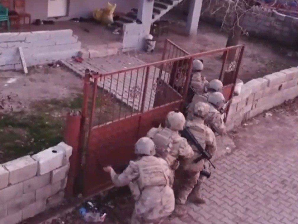 Kahramanmaraş’ta uyuşturucu operasyonunda yakalanan 17 şüpheli tutuklandı