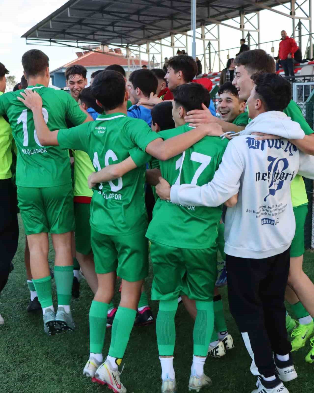 Muğlaspor U16 takımı Play-Off’a yükseldi
