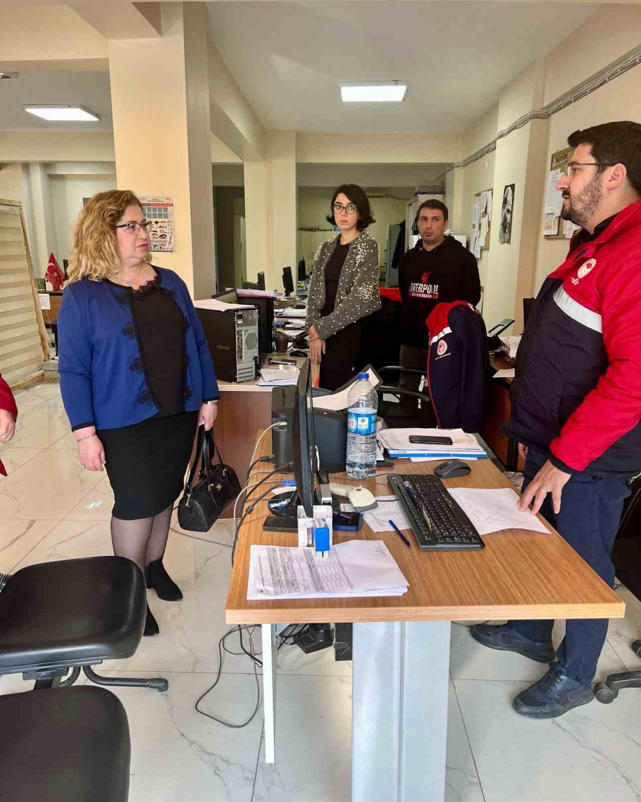 Kaymakam Doğru, ilçedeki tarım sektörü hakkında bilgi aldı
