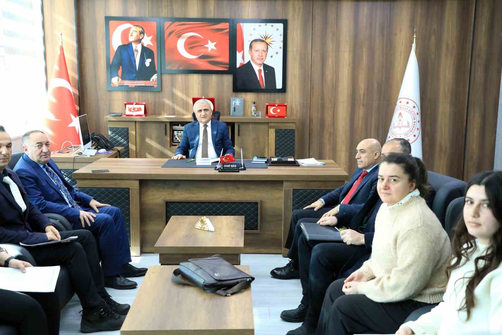 Bitlis&rsquo;te İş Sağlığı ve G&uuml;venliği (İSG) toplantısı yapıldı
