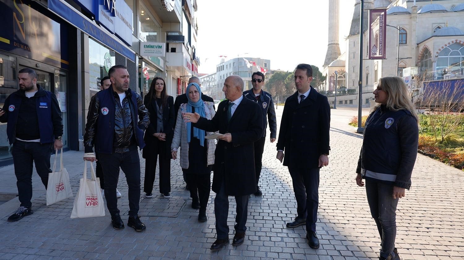 Maltepe’de planlı temizlik çalışmaları yeni yılda da devam ediyor