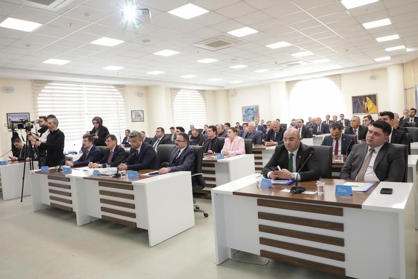 K&uuml;tahya&rsquo;da 1 yılda 769 kamu yatırım projesinden 479&rsquo;unun tamamlandı
