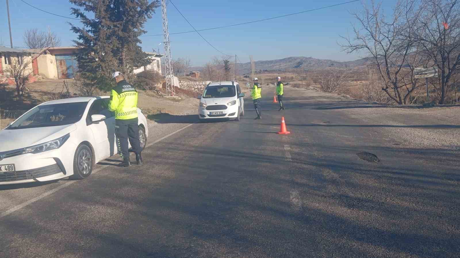 Çüngüş’te trafik denetimi
