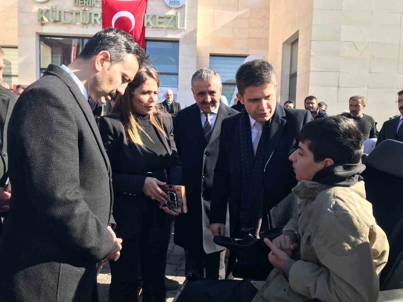 Mardin’de engellilere 49 tekerlekli sandalye dağıtıldı