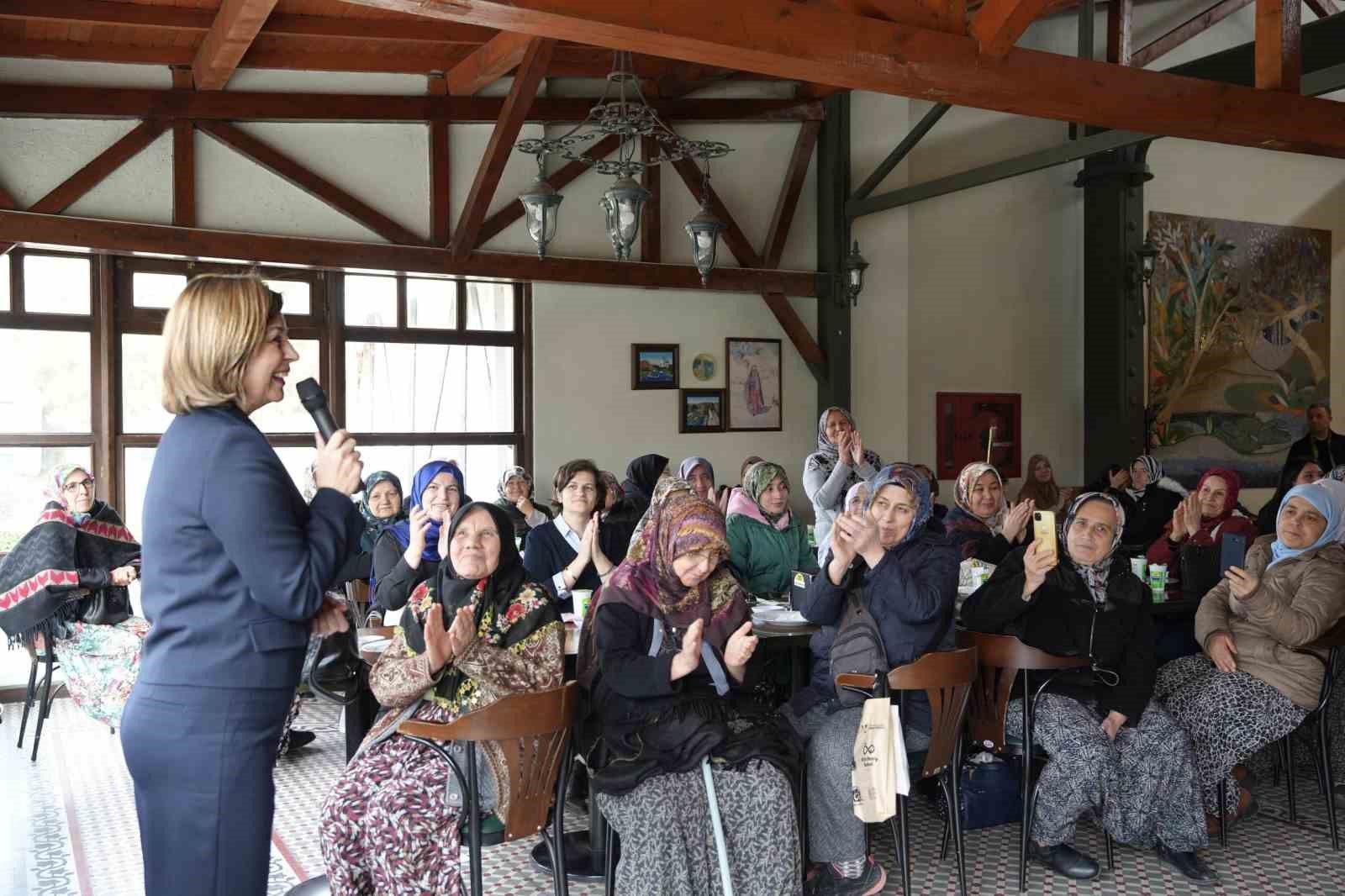 Başkan &Uuml;nl&uuml;ce Mihalgazili kadınlarla buluştu
