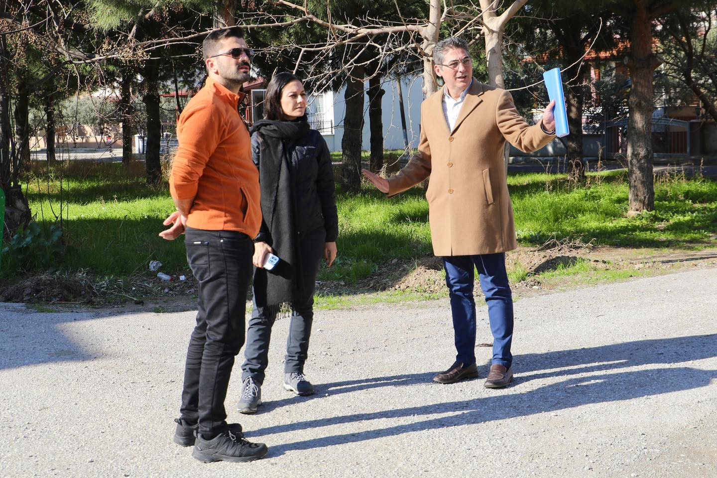 Burhaniye de kapsamlı yol yenilime &ccedil;alışmaları başladı
