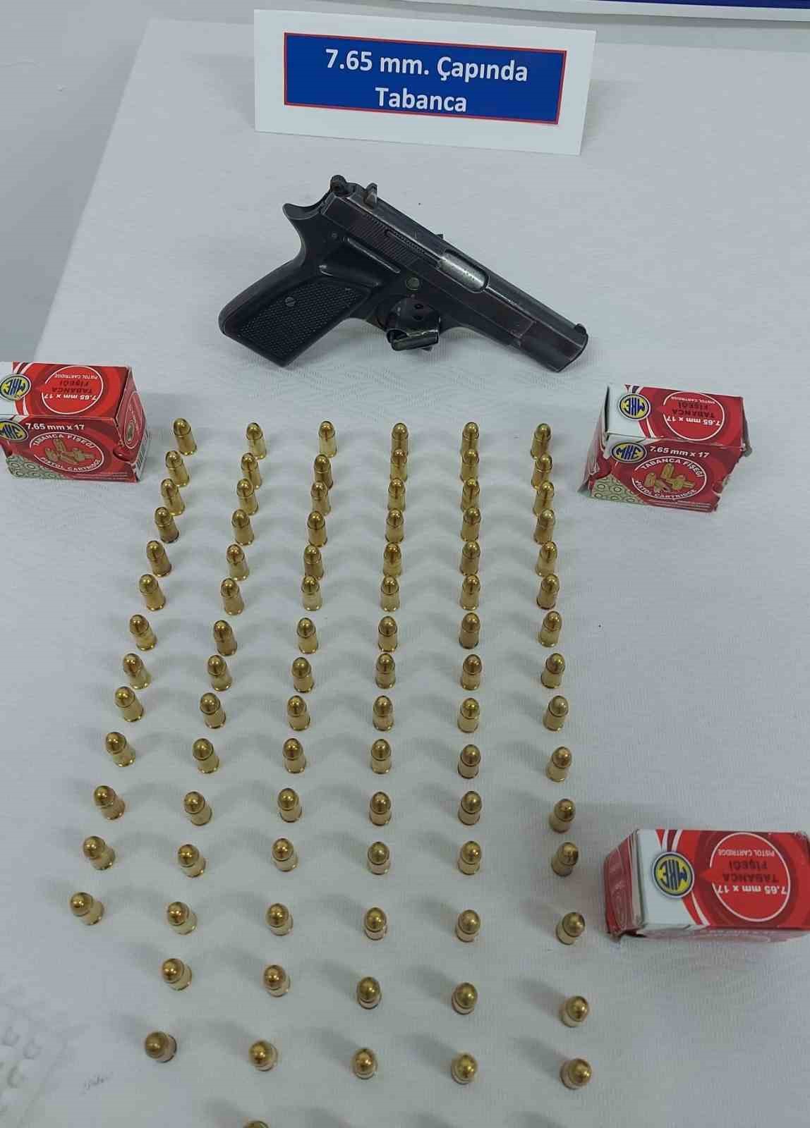 11 ilde eş zamanlı operasyonda çok sayıda tarihi eser ele geçirildi