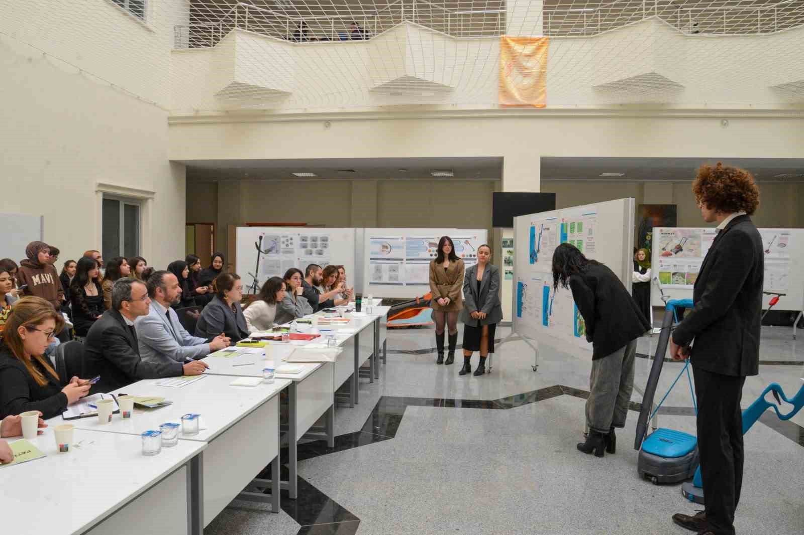 BŞE&Uuml;&rsquo;de &ccedil;im bi&ccedil;me makinesi tasarım projesi dikkat &ccedil;ekti
