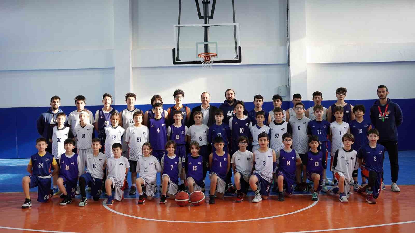 İznik’in spor kompleksi faaliyetlerine başlıyor