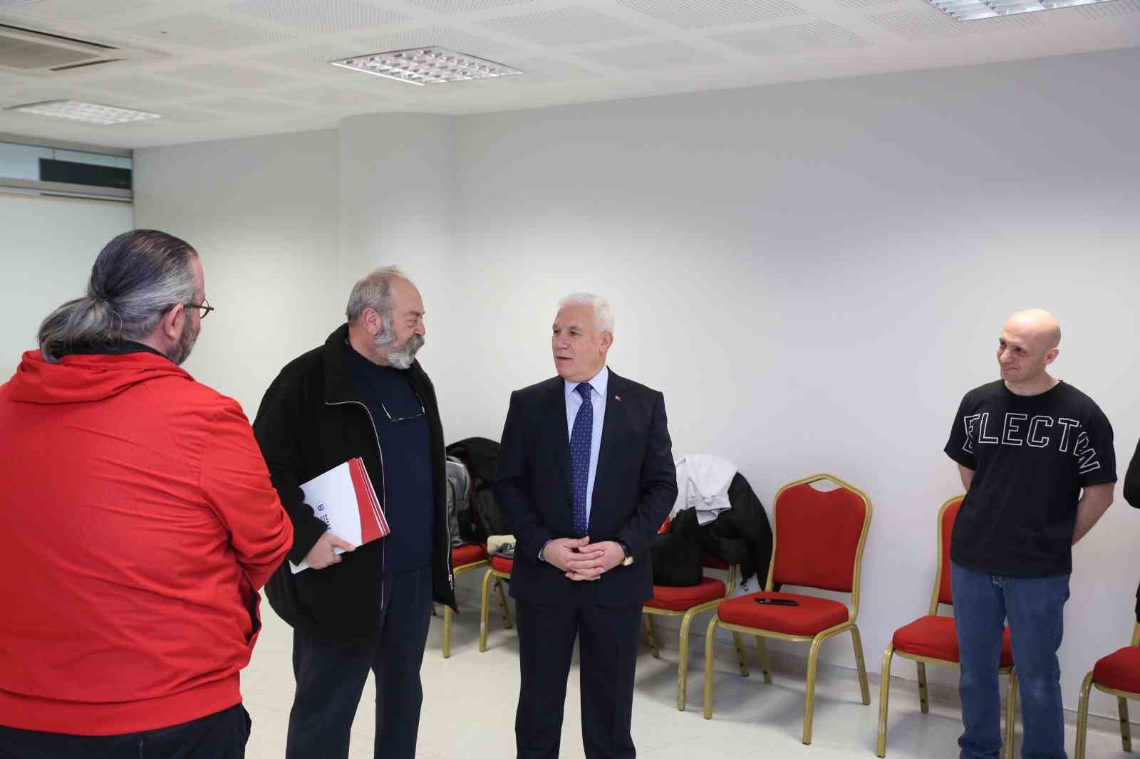 &lsquo;Kısa S&uuml;ren Saltanat&rsquo; seyirciyle buluşmak i&ccedil;in g&uuml;n sayıyor
