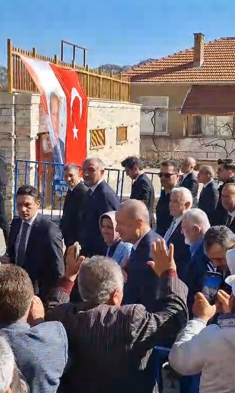 Antalya’da "Erdoğan" heyecanı vatandaşın kamerasına yansıdı
