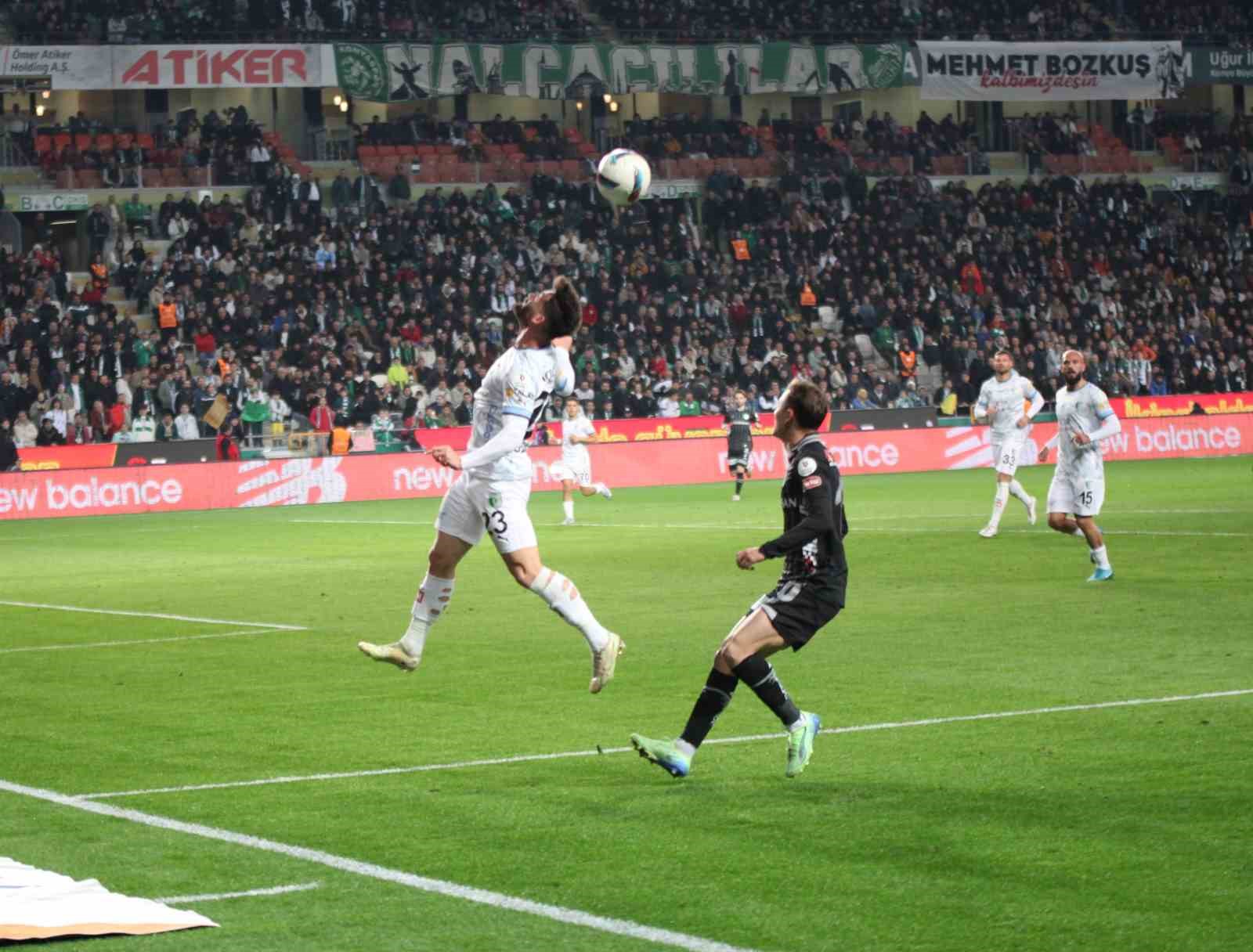 Trendyol Süper Lig: Konyaspor: 2 - Bodrum FK: 0 (İlk yarı)
