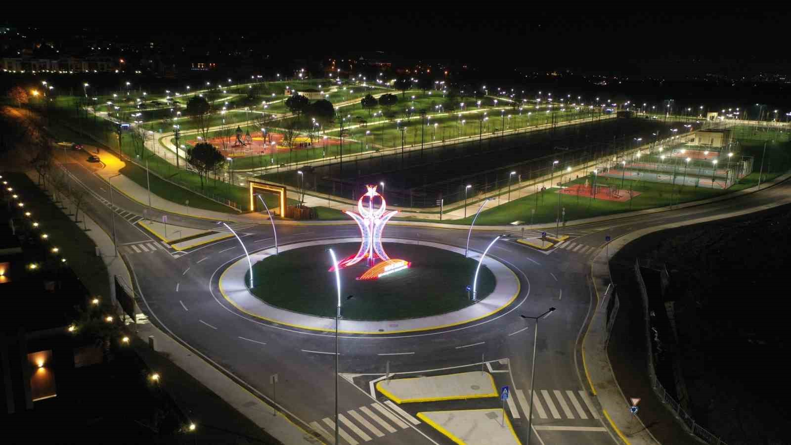 Seymen Millet Bah&ccedil;esi&rsquo;ne aileler akın ediyor
