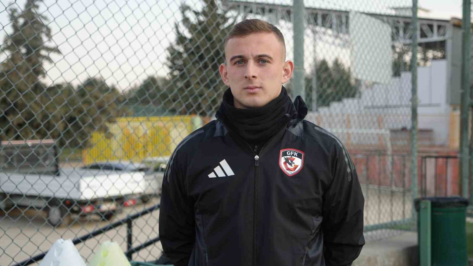 Kacper Kozlowski: "Galatasaray’a karşı 3 puan almak için sahaya çıkacağız"