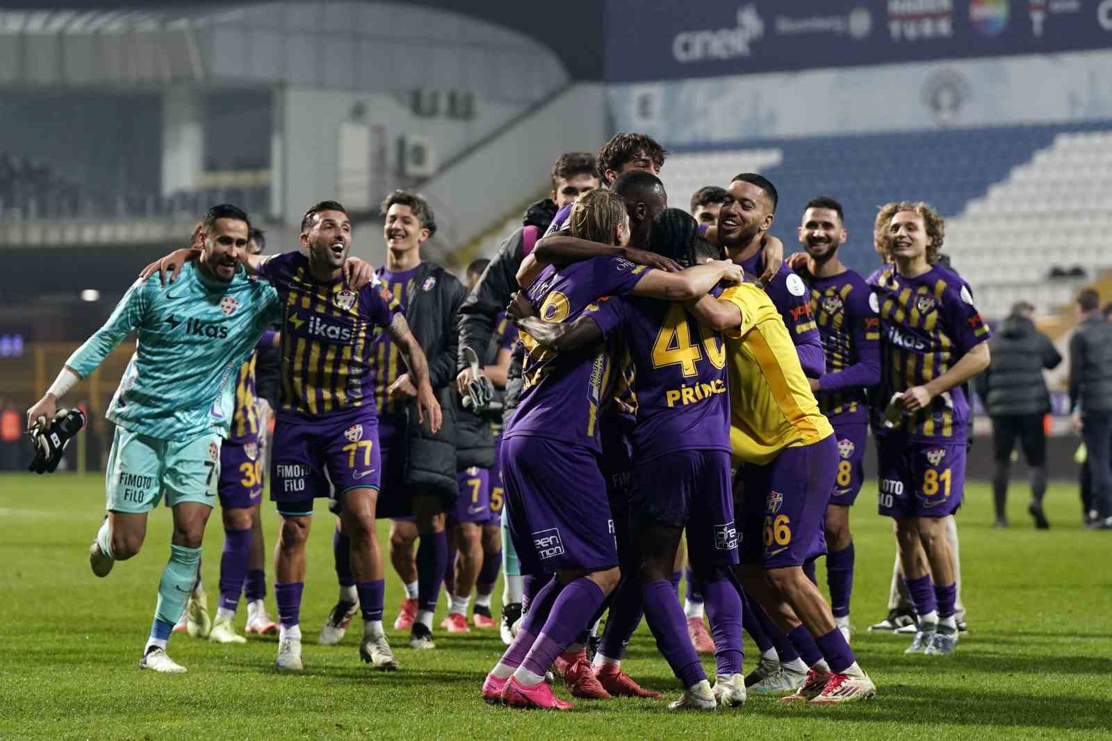 Trendyol Süper Lig: Eyüpspor: 1 - Sivasspor: 0 (Maç sonucu)
