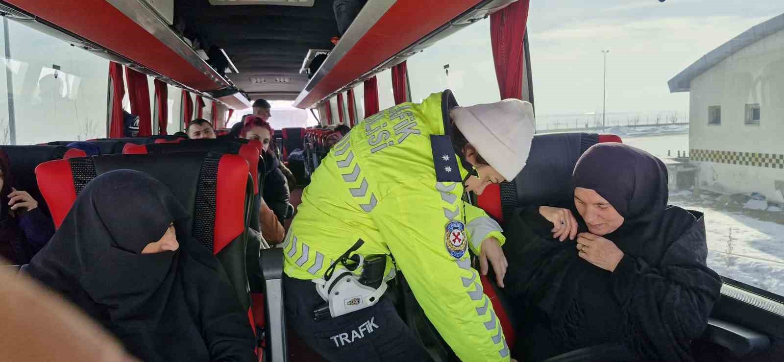 Polisten kemen ve lastik denetimi
