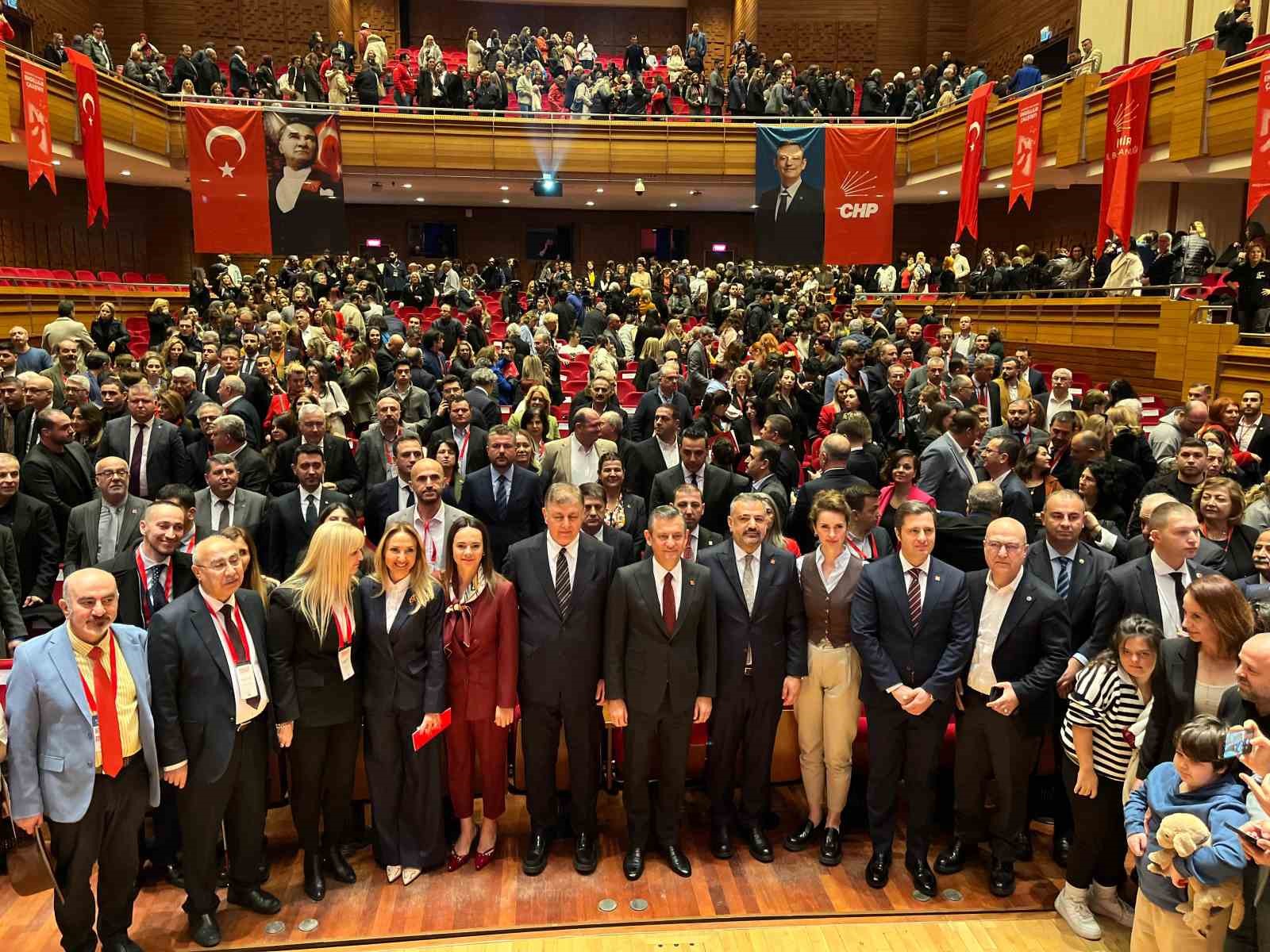 CHP Lideri Özel: "Engelliler Bakanlığı kurulacak ve başında engelli bakan olacak"
