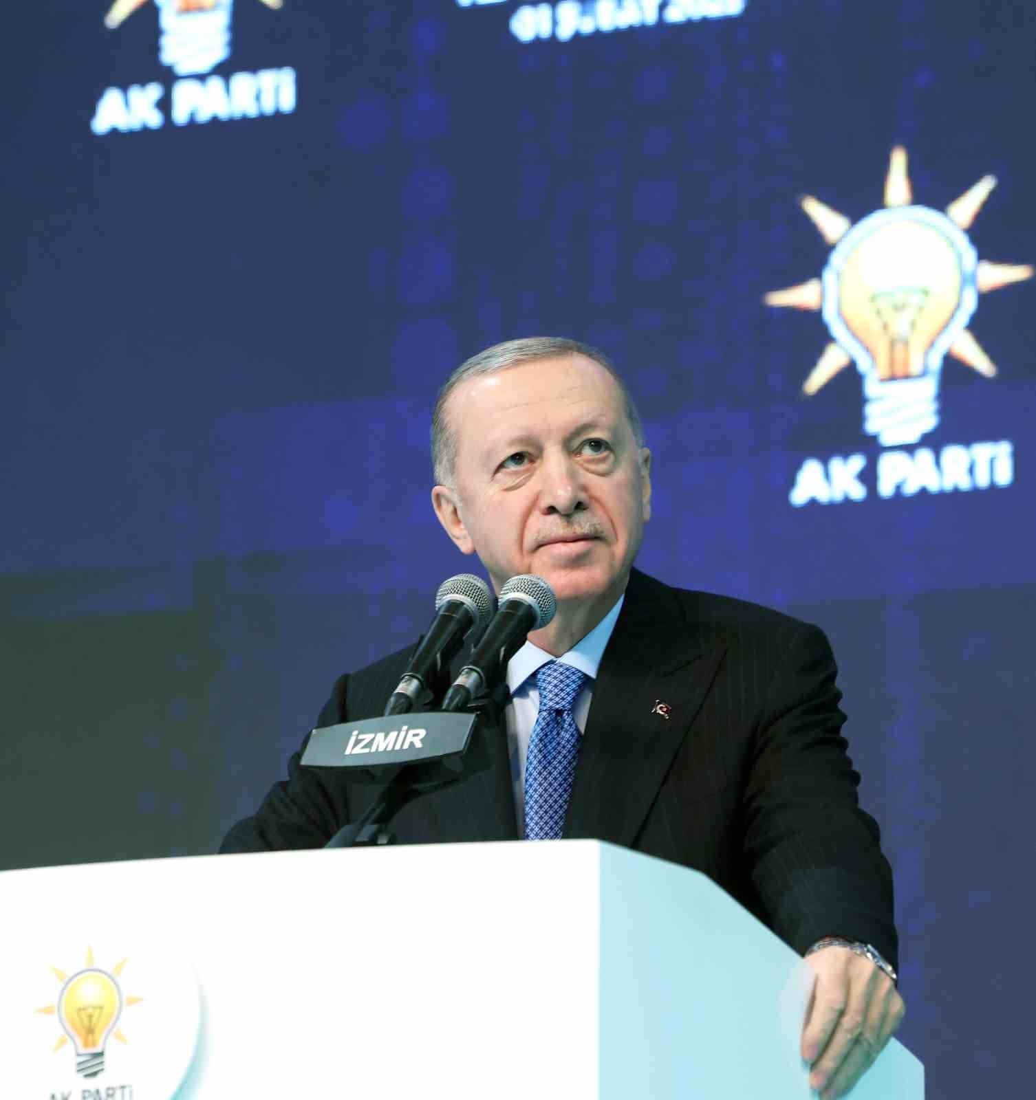 Cumhurbaşkanı Erdoğan: "İzmir’e her alanda çok daha fazla eser ve hizmet kazandıracağız"
