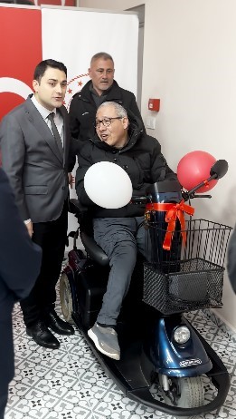 Tunceli&rsquo;de, engellilere tekerlekli sandalye
