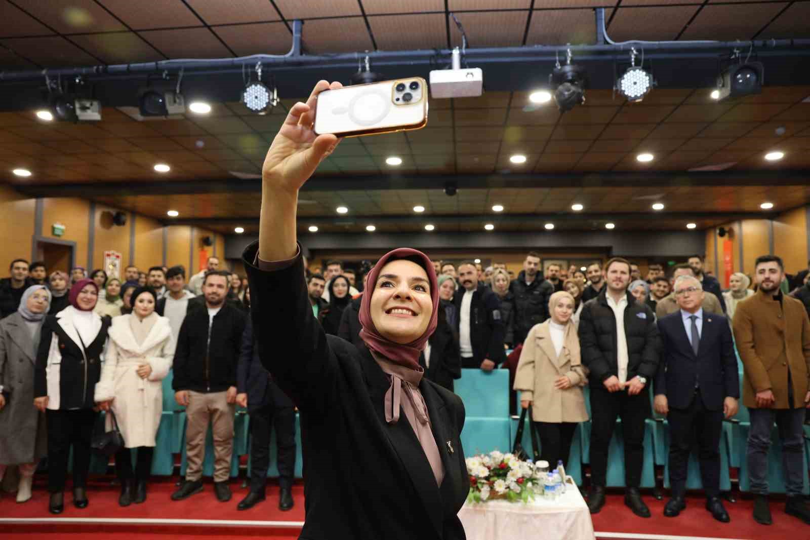 Evlilik kredisine başvuranların sayısı 43 bin 921’e ulaştı