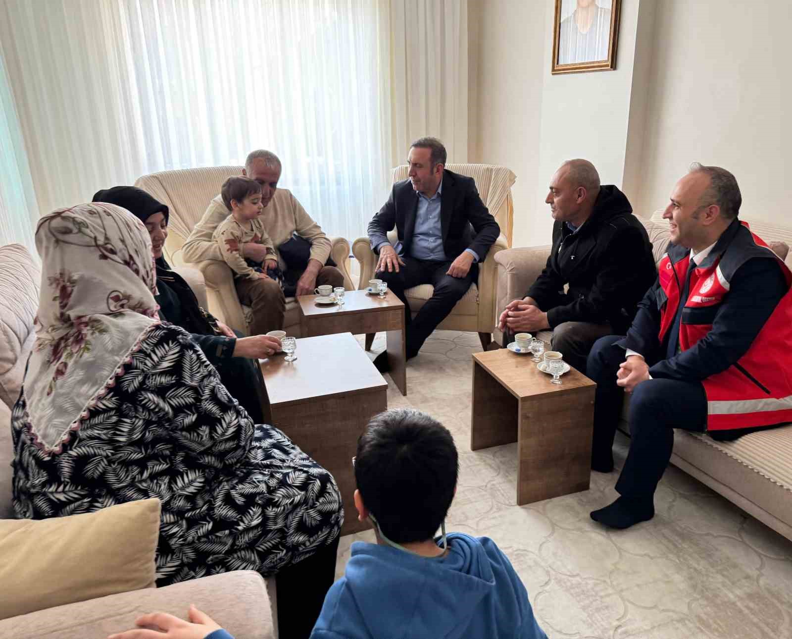 Şehit aileleri i&ccedil;in anlamlı &ccedil;alışma
