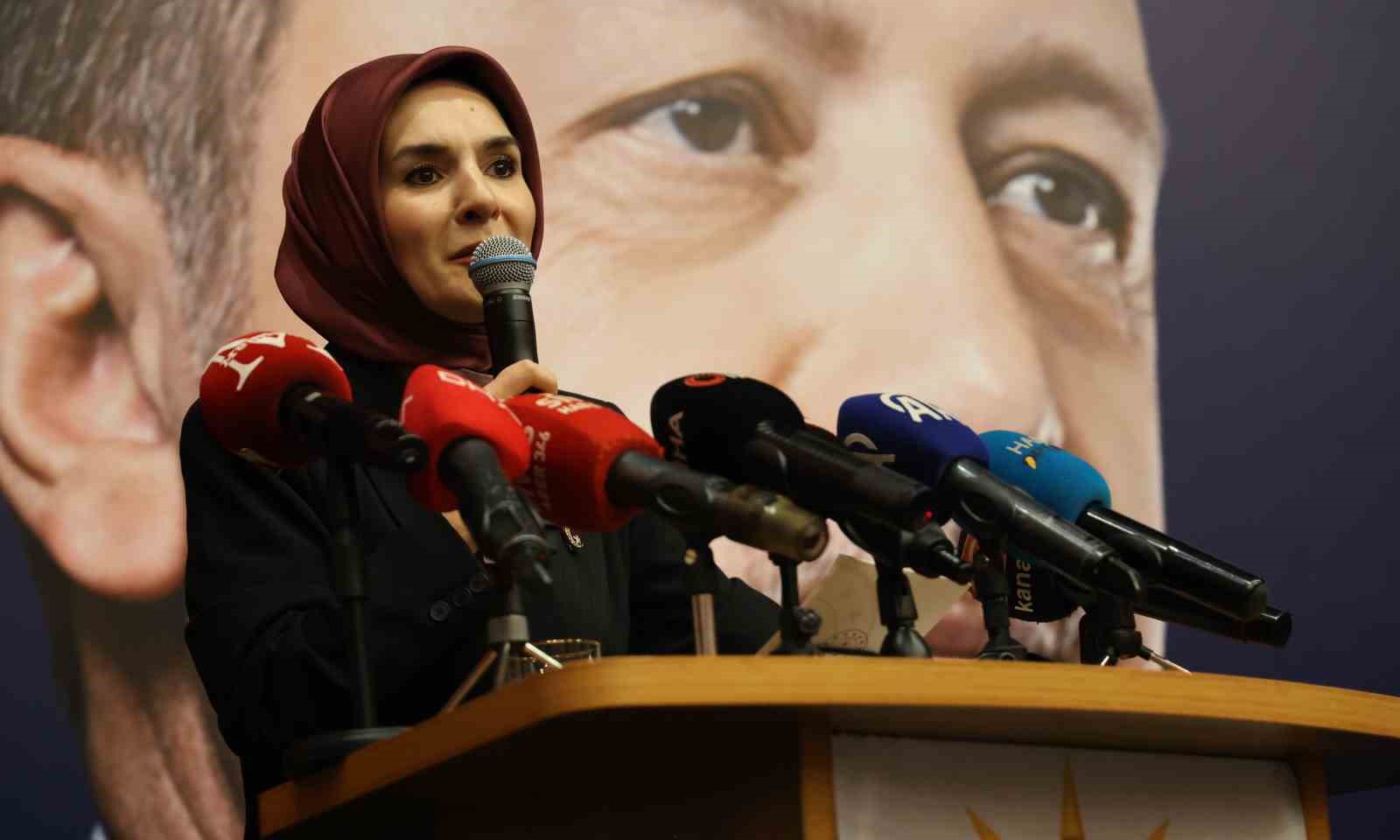 &Ouml;zdemir: "Bug&uuml;n Meclis&rsquo;teki kadın temsil oranımız y&uuml;zde 20. Bunu AK Parti yaptı"
