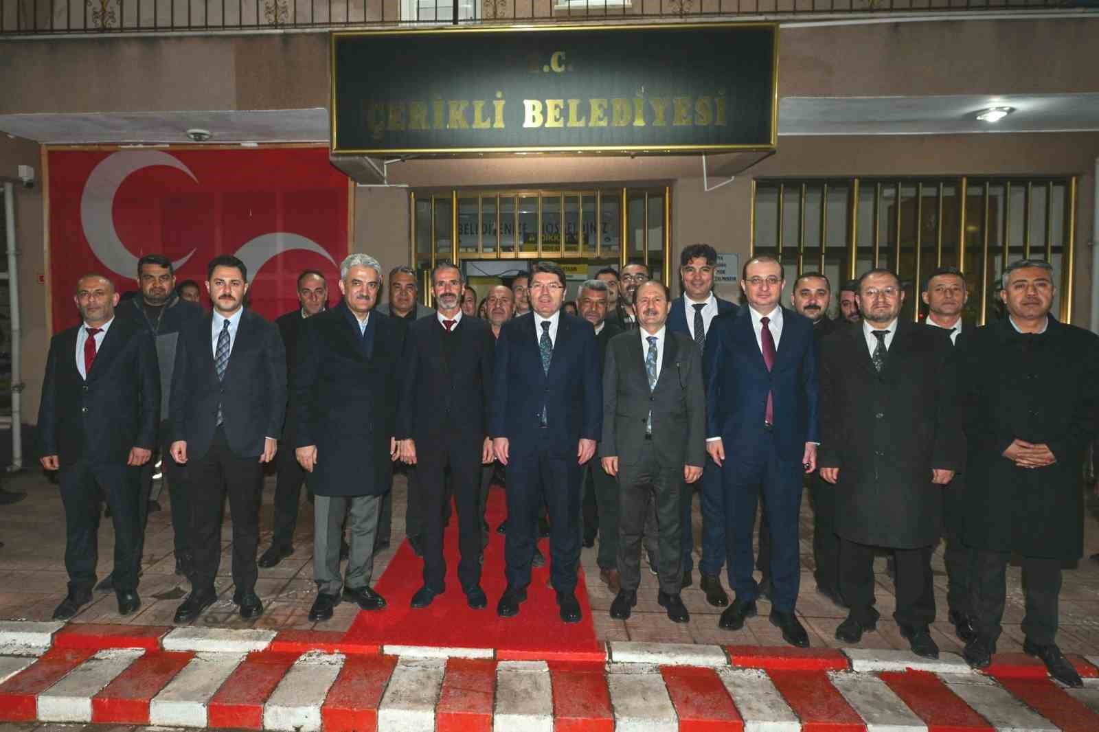 Adalet Bakanı Tunç, Çerikli Beldesi’ni ziyaret etti