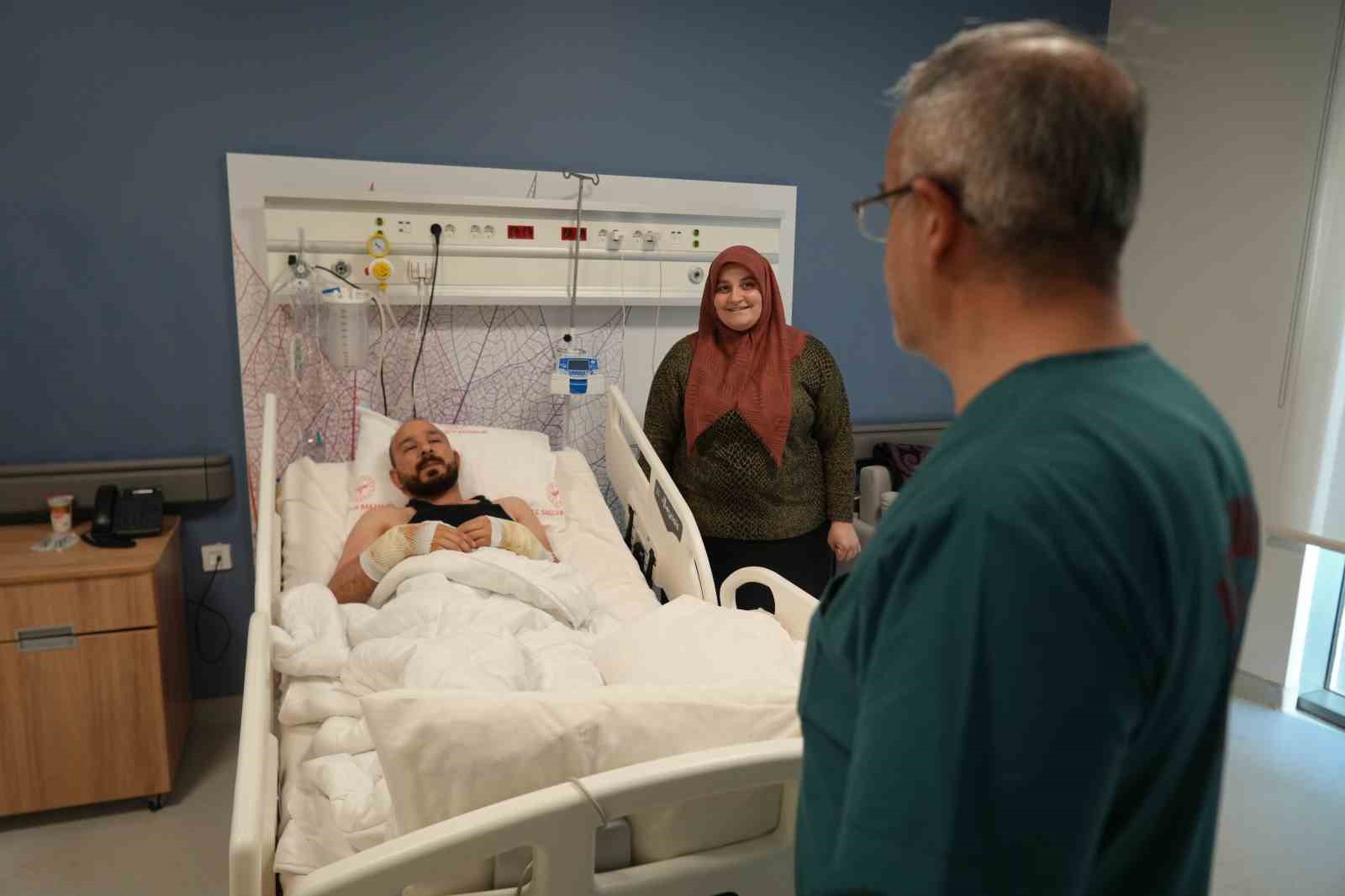 Mangal tutuştururken yanan da geliyor, yangından etkilenen de