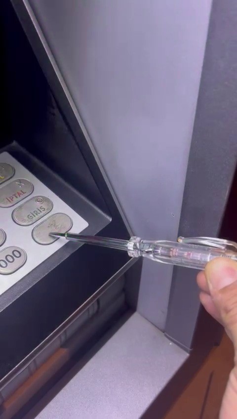 Kartal’da ATM’de elektrik kaçağı iddiası