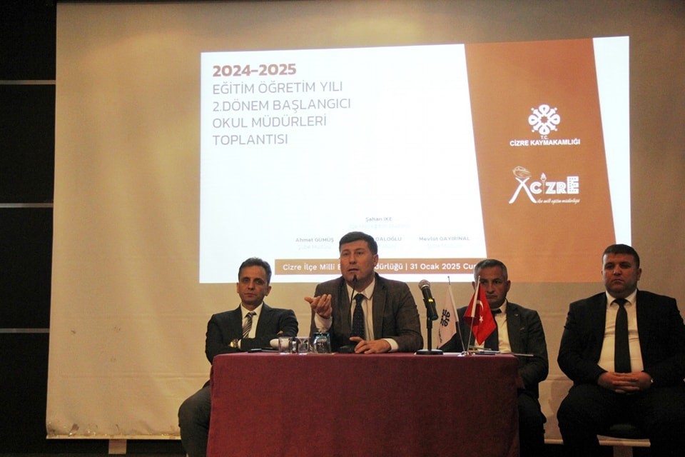 Cizre’de okul müdürleriyle istişare toplantısı gerçekleştirildi