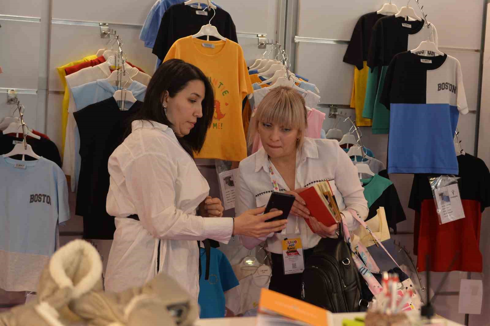 Bebek ve çocuk giyim sektörü Junioshow’da buluştu