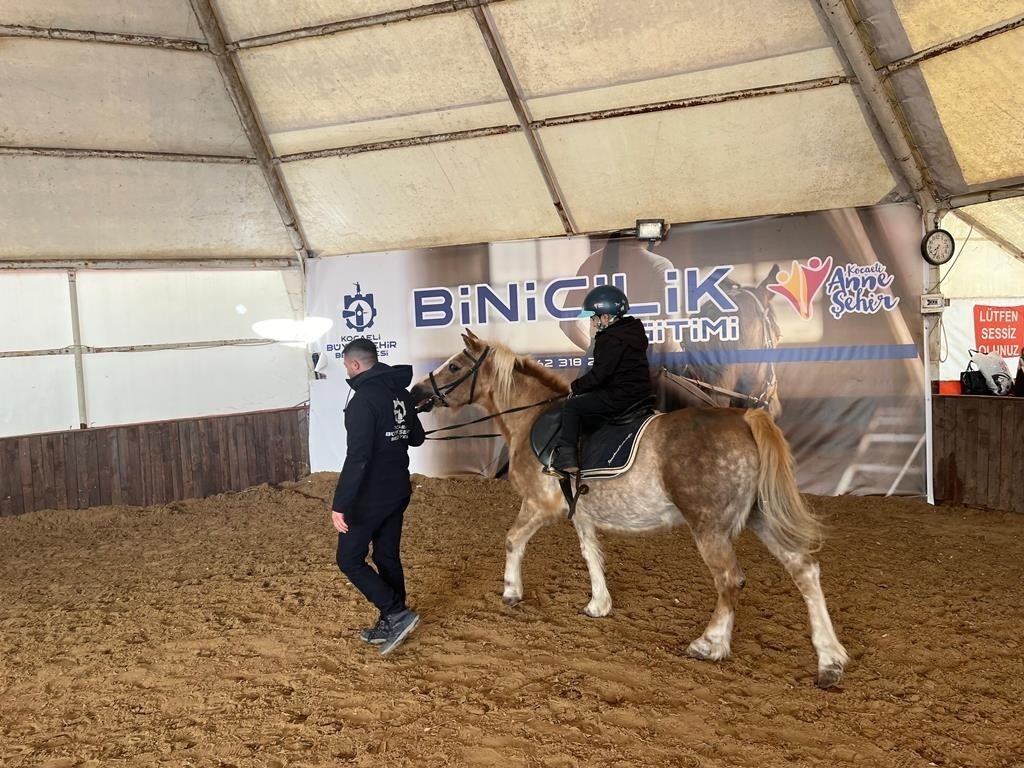 Dilovası’nda yarıyıl tatili coşkulu geçti
