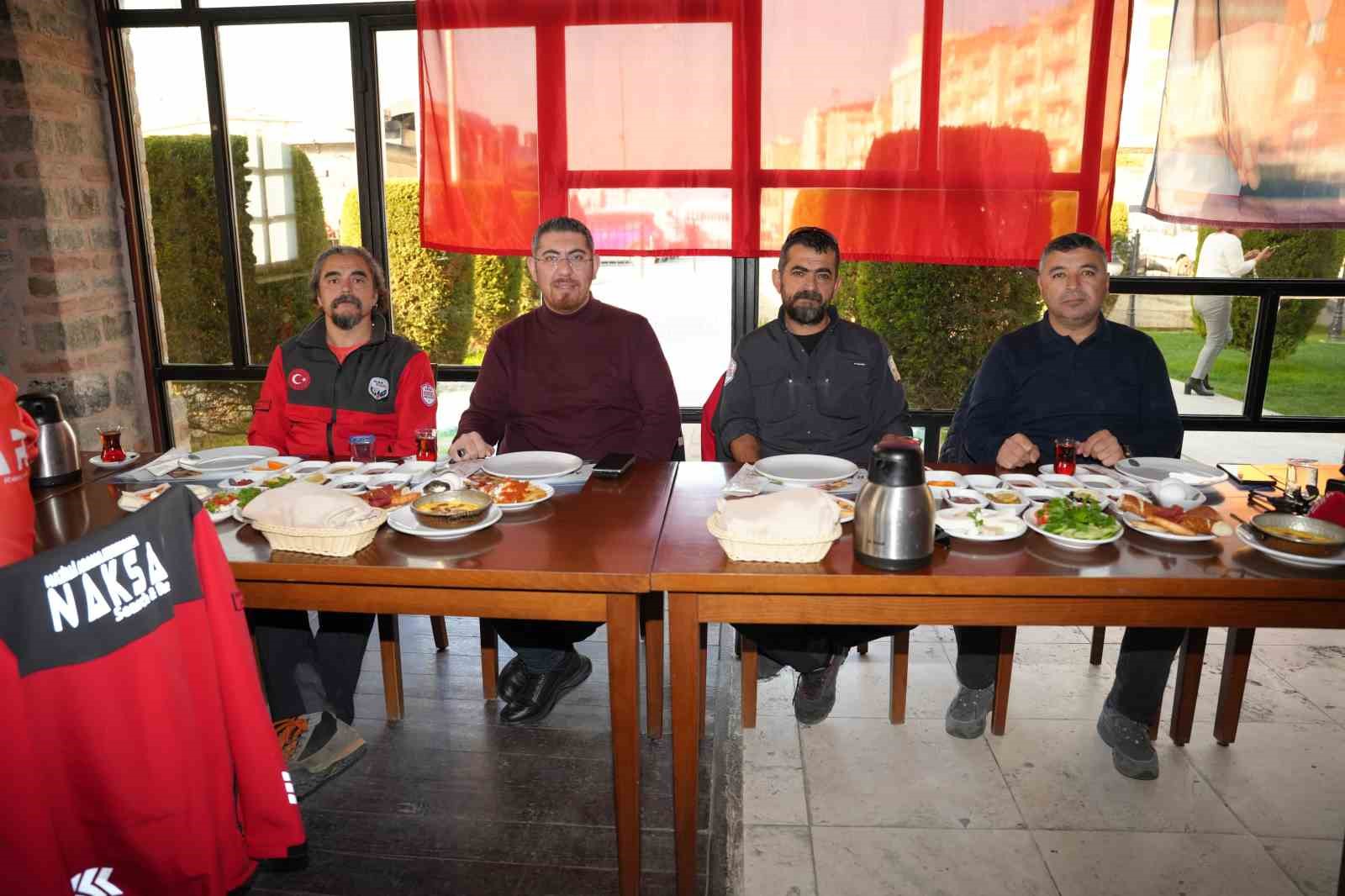 Nazilli Arama Kurtarma Derneği gazetecilerle buluştu