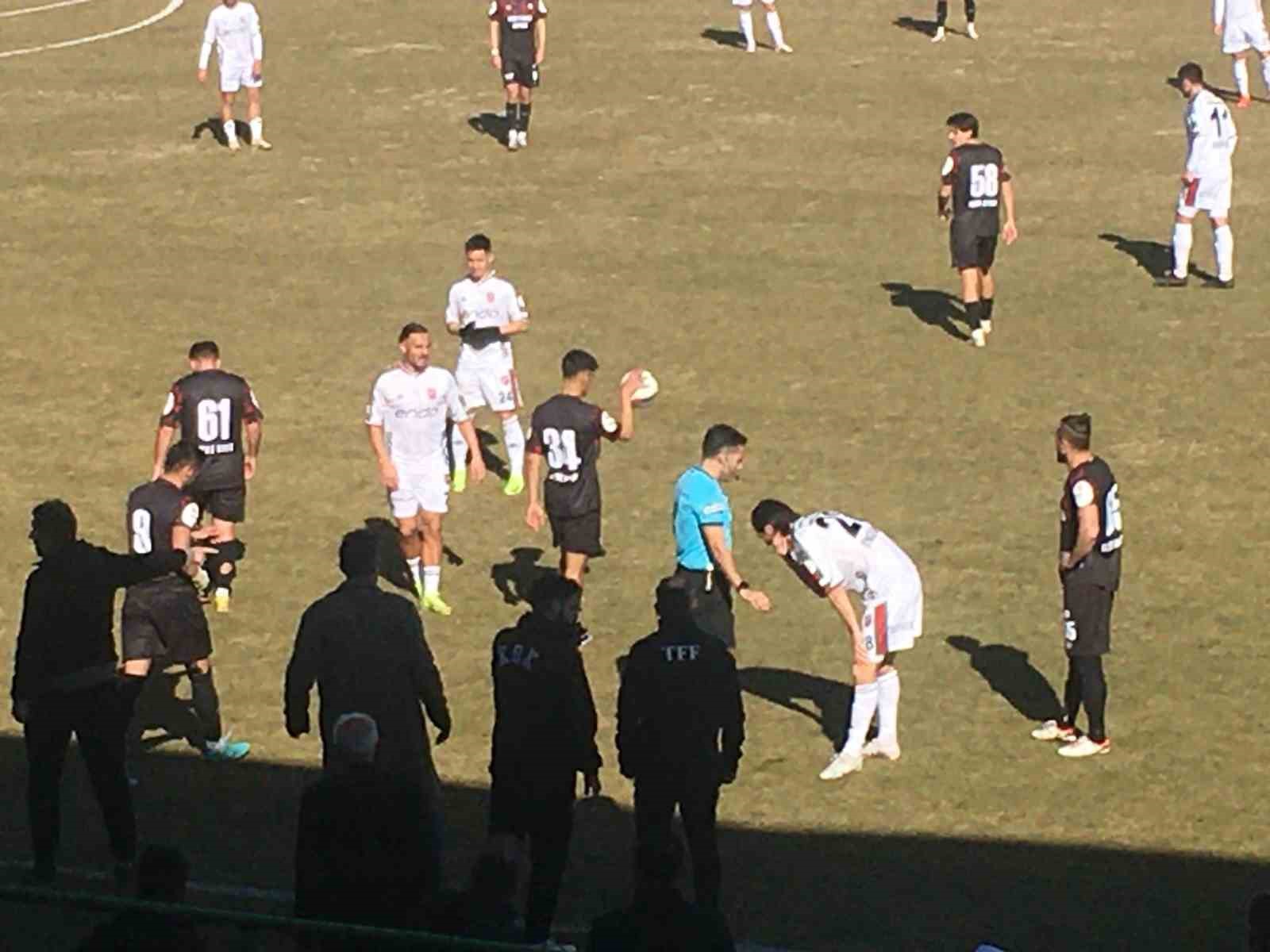 TFF 3. Lig: 23 Elazığ FK: 2 - Karşıyaka: 2