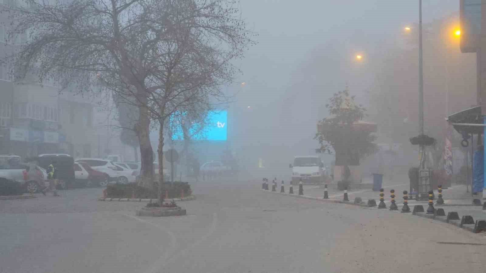 Sındırgı&rsquo;da yoğun sis etkili oluyor
