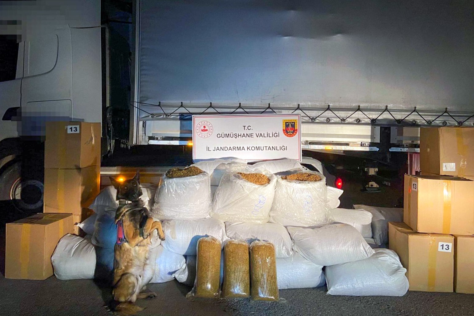 Gümüşhane’de Jandarma ekipleri 644 kilogram kaçak tütün ele geçirdi