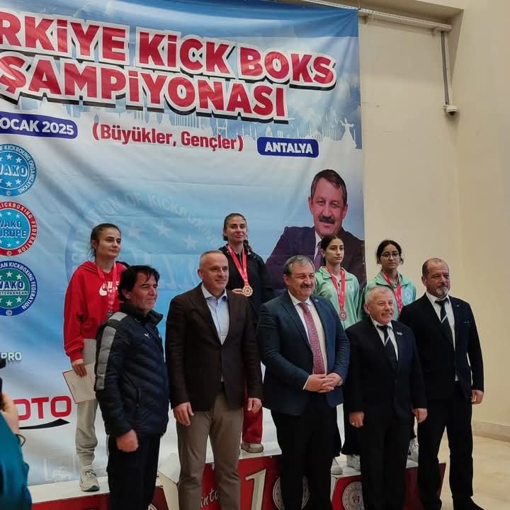 Niğde Kick Boks Takımı T&uuml;rkiye Kick Boks Şampiyonası&rsquo;na damga vurdu
