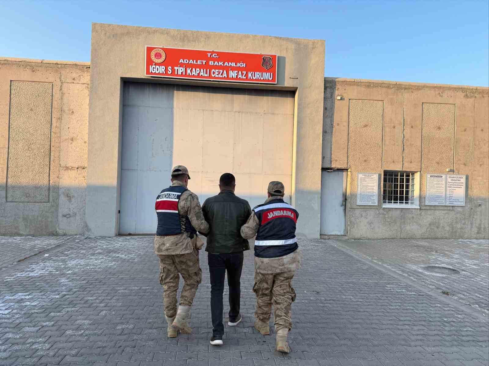 Iğdır’da uyuşturucu ve silah kaçakçılığına yönelik operasyon: 1 kişi tutuklandı